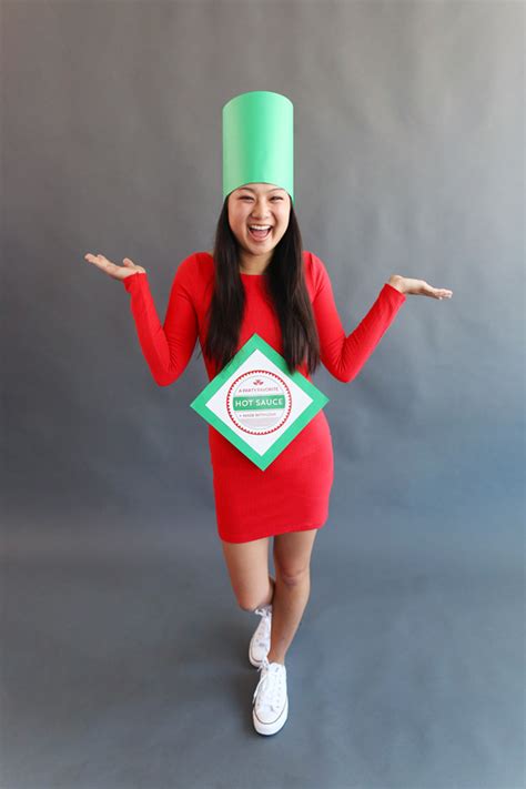 quick halloween costume for woman|clever last minute halloween costumes.